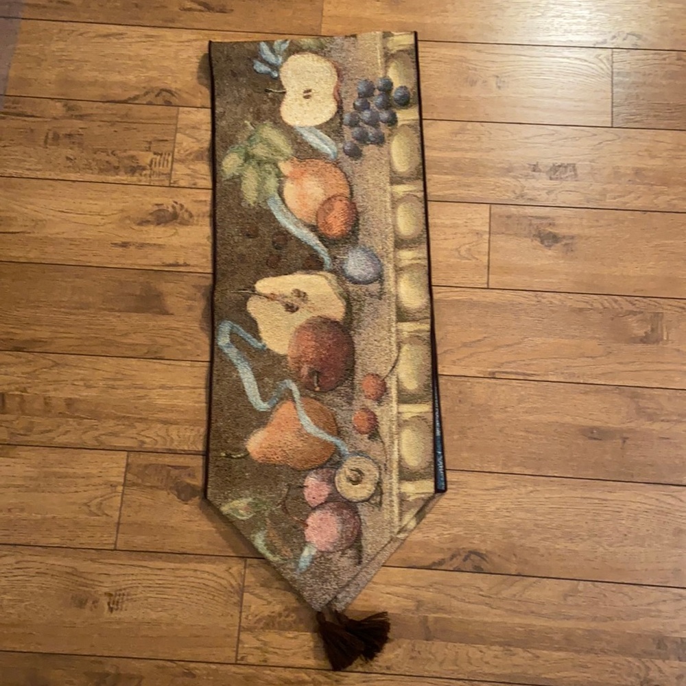 Cheri Blum Colonial Fruits Table Runner